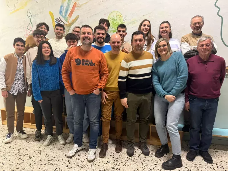 Il nuovo direttivo e l'assessore al Volontariato Bruno Olivero
