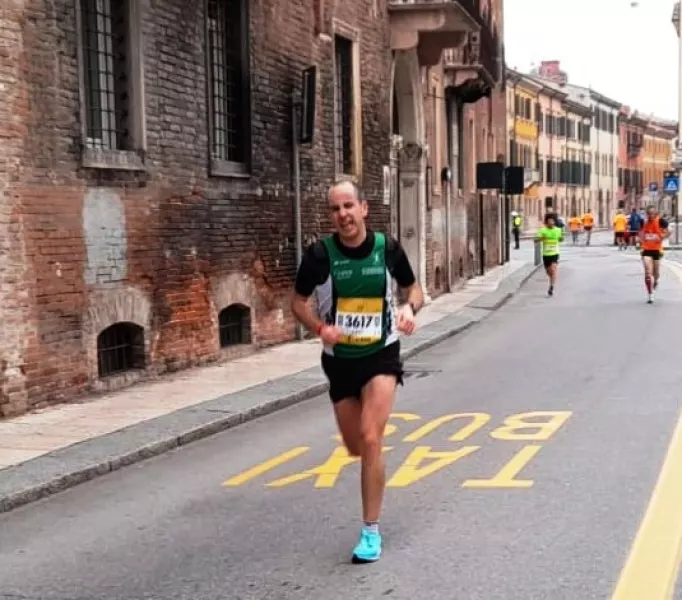 Alex Domenico Masino ha ottenuto il tempo di 3h30'58