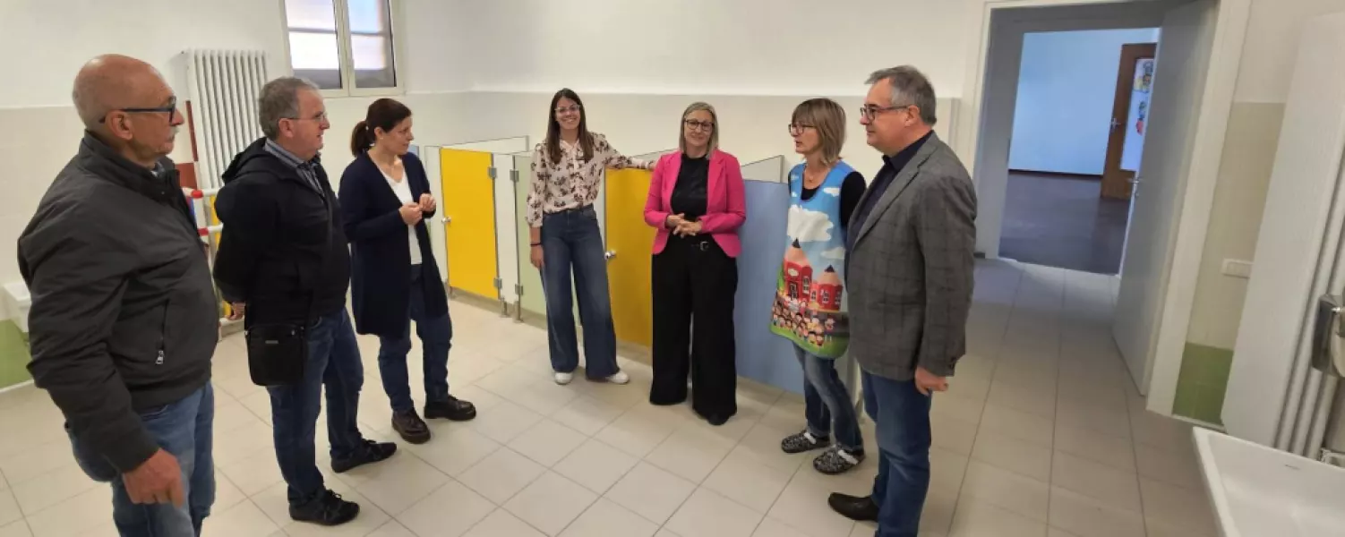 Questa mattina il sindaco, Marco Gallo, e gli assessori Lucia Rosso, Beatrice Aimar, Diego Bressi, Ezio Donadio hanno visitato la scuola paritaria dell’Infanzia Don Becchis