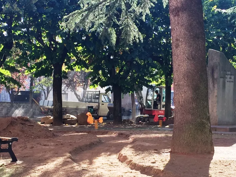 Al via i lavori nell’area gioco nel parco della Resistenza
