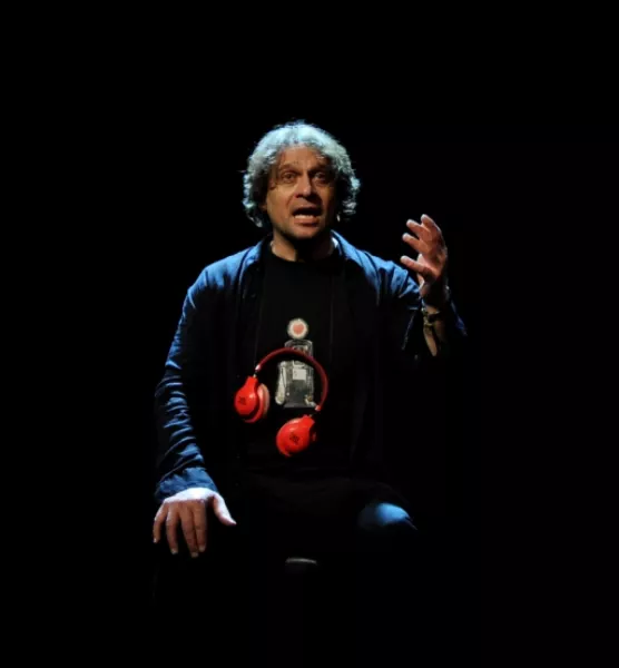 Sabato 23 marzo alle ore 21 al Teatro Civico  sul palco Walter Maconi con “Kirghizistan Boy”