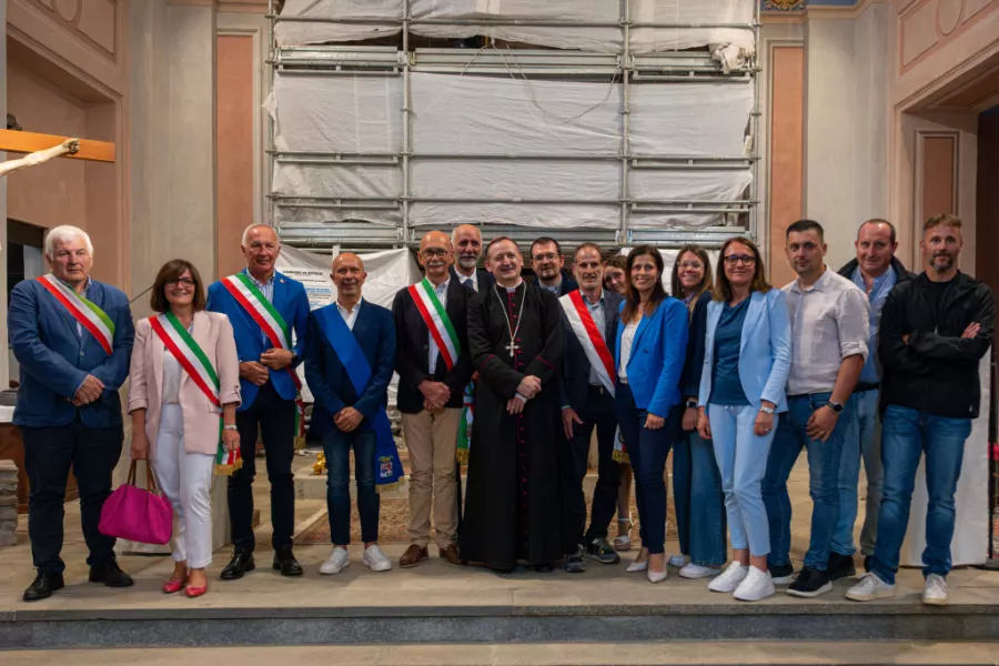 La presentazione dei restauro alla presenza delle autorità civili e religiose