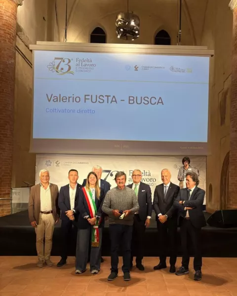 Presente alla premiazione la vicesindaca Beatrice Aimar insieme a Valerio Fusta