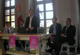 Da sinistra Mattia Bertaina, Alberto Pignata, Marco Gallo, Fabrizio Develle e Marco Manfrinato durante la presentazione di ieri pomeriggio