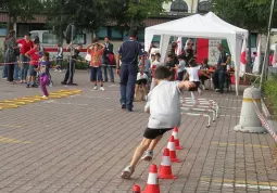 Percorsi ad ostacoli in piazza Mariano