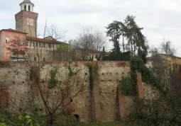 I bastioni liberati dai rampicanti