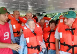 Tutti pronti con i salvagente in Brasile per risalire il Rio Paranà