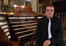 Il giovane organista Luca Rosso