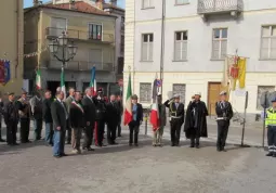 Omaggio ai Caduti al cippo di piazza della Rossa