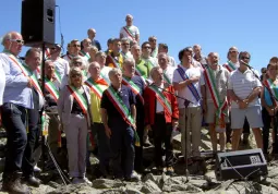 Sul Monviso onore anche l'Unità d'Italia