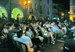 Il pubblico durante il concerto di ieri sera in centro città