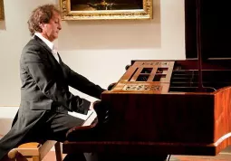 Il Maestro Gian Maria Bonino al fortepiano