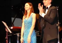 L'attrice e cantante Flavia Barbacetto e il pianista Paolo Volante