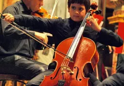 Lorenzo Guida,  violoncellista d'eccellenza a soli 13 anni