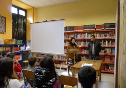 La bibliotecaria Rossella Picco con l'assessore comunale alla Cultura Marco Gallo