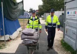 Al servizio delle emergenze nazionali: qui nel campo allestito nel comune di Mirandola in Emilia Romagna dopo il terremoto del maggio 2012