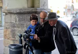 Un momento della lavorazione: Giangi con Laura Chiotasso e Costantino Sarnelli 