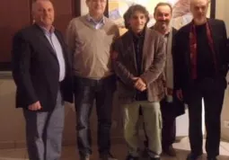 Gli artisti con il vice-sindaco Marco Gallo, l'assessore Gian Franco Ferrero e il curatore della mostra Ivo Vigna