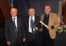 Giovanni Sordello, Angelo Rosso e Elio Allione premiati domenica scorsa dalla Camera di commercio