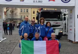 Il gruppo della Podistica Buschese alla Maratona di Praga