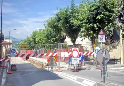 L'accesso in corso Giolitti da corso Romita è interrotto per lavori