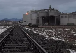 La Sedamyl è servita dalla ferrovia