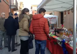 Scopping in centro: domenica prossima con il Mercatino di Natale tante occasioni in più