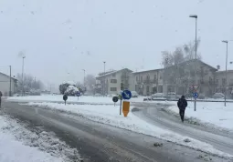 La prima nevicata dell'anno sulla città è stata da record per durata