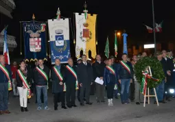 Onore ai Caduti al cippo di Ceretto