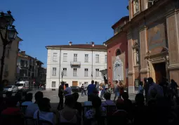 BUSCAMMINA. Balli occitani in Piazza della Rossa