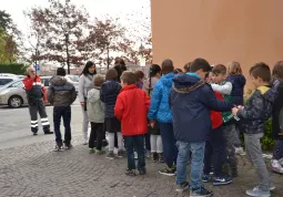 718 i residenti in età compresa fra i 7 e i 14 anni