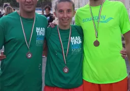 La squadra di Busca che ha vinto la medaglia di bronzo negli 8000 metri: Luca Molineris, Michela Beltramo, Emilio Falco