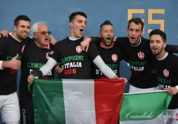 I buschesi Gilberto Torino e Danilo Mattiauda nella squadra campione d'Italia di pallapugno categoria C1