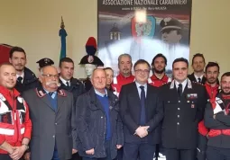 Gli organizzatori con i Comandi provinciali e comunali dei Carabinieri in servizio