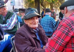 Anche l'Alpino Fornero, 97 anni, reduce di Russia,  ieri al Raduno del 1° Raggruppamento Ana