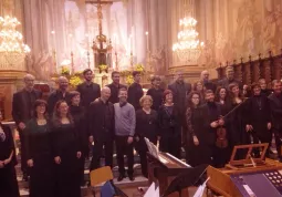 L’accademia Eridana con l’ensemble del Giglio e il  direttore  Alessandro Quarta nella nella chiesa  Maria Vergine Assunta per il concerto dei 300 anni dalla posa della prima pietra