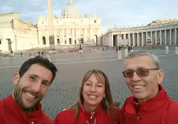 Da sinistra  Flavio Razzetti, Valentina Bertero, Teresio Delfino durante la recente visita alla Santa Sede della Croce Rossa Italiana