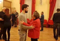 Il corso di tango argentino si tiene al martedì sera