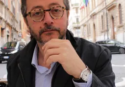 Diego De Silva, scrittore, giornalista e sceneggiatore. Fra i suoi libri, tutti pubblicati da Einaudi, 