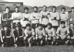 La formazione e la dirigenza del Busca nel Campionato 1977 disputato in serie D (dal libro Buschesi - Fusta Editore)