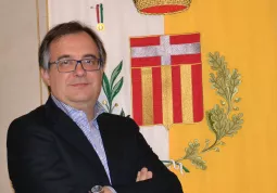 Il sindaco, Marco Gallo, invita i cittadini alla collaborazione