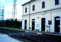 La stazione del treno di Busca
