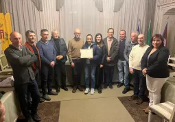 Maria Marabotto premiata per lo studio del  violino metodo Suzuki con la Borsa di studio Angelo Romagna