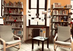 L'area incontri della biblioteca