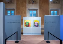 Una delle opere esposte a Palazzo Salamatoris