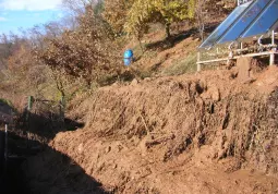 Smottamenti e frane sulla collina buschese in zone abitate