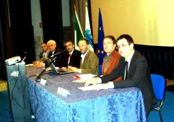 Il tavolo dei relatori: da sinistra Luca Gosso, Luigi Isoardi,Marco Manfrinato, Guglielmo Pilato, Carlo Salvadore e Marco Gallo