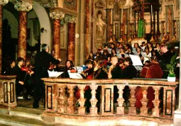 L'orchestra e il coro dell'Istituto musicale Vivaldi 