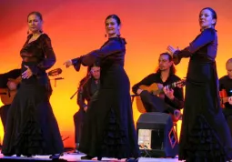 La Primera propone al Castello del Roccolo un estratto della sua nuova produzione 'Flamenco. Una mirada en el alma'