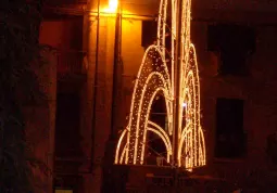 Fontana di luci in piazza Regina Margherita